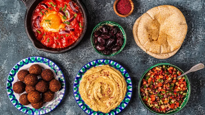 Dubai's Culinary Scene: A Fusion of Flavors