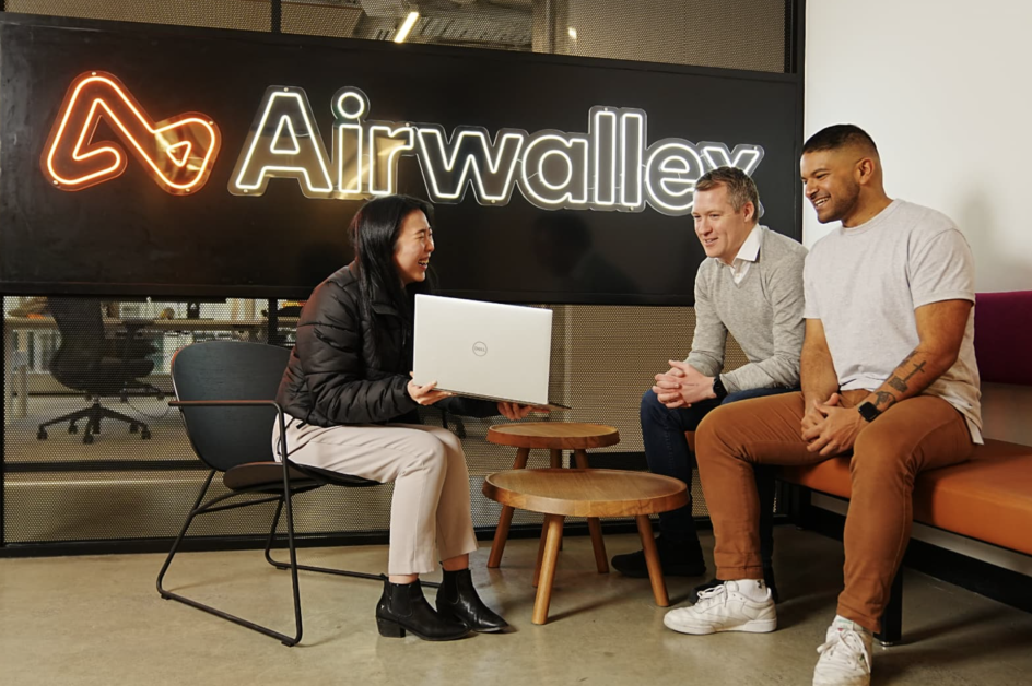 Airwallex Growth Story: From Turning Down Stripe’s $1.2B Offer to $8B Valuation & $1B ARR