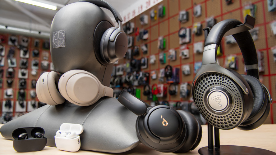 Audiophiles at the office: What people are using today