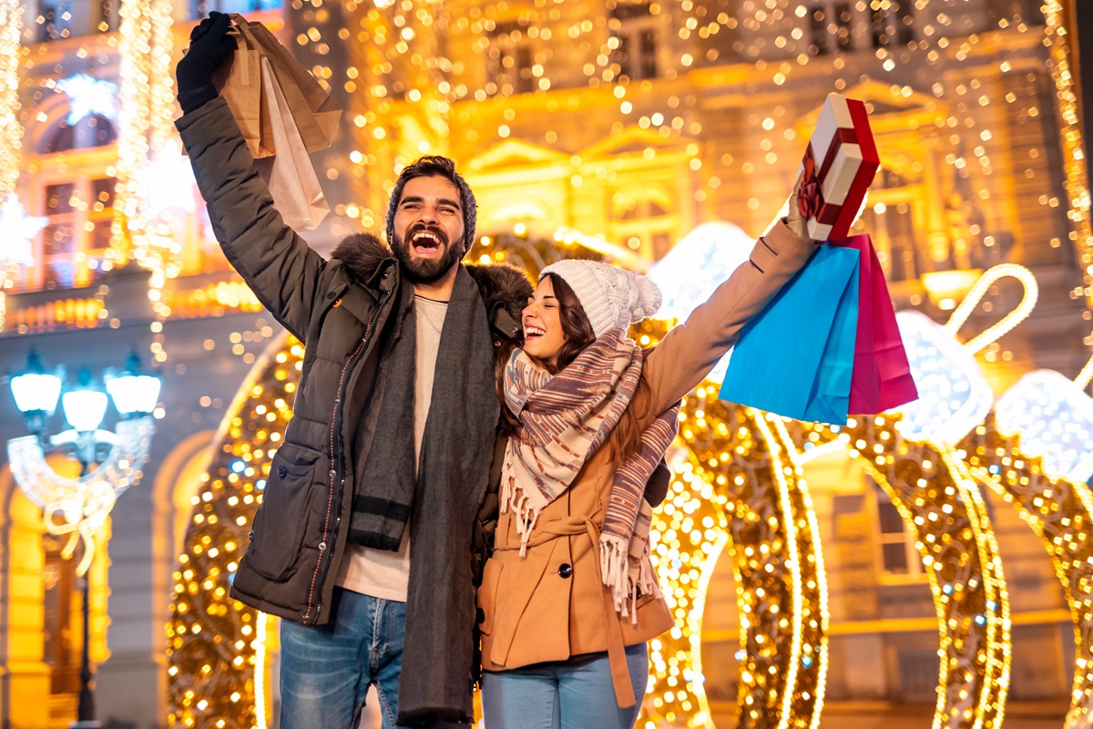 Winter Shopping & End-of-Year Sales in Dubai 2025 | Best Deals, DSF & Mega Discounts