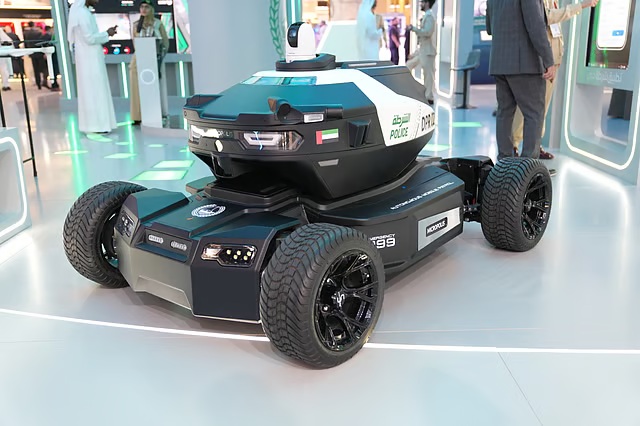 Dubai Police Deploys Self-Driving Robot 'DPR 02' for Landmark Mission at Global Village