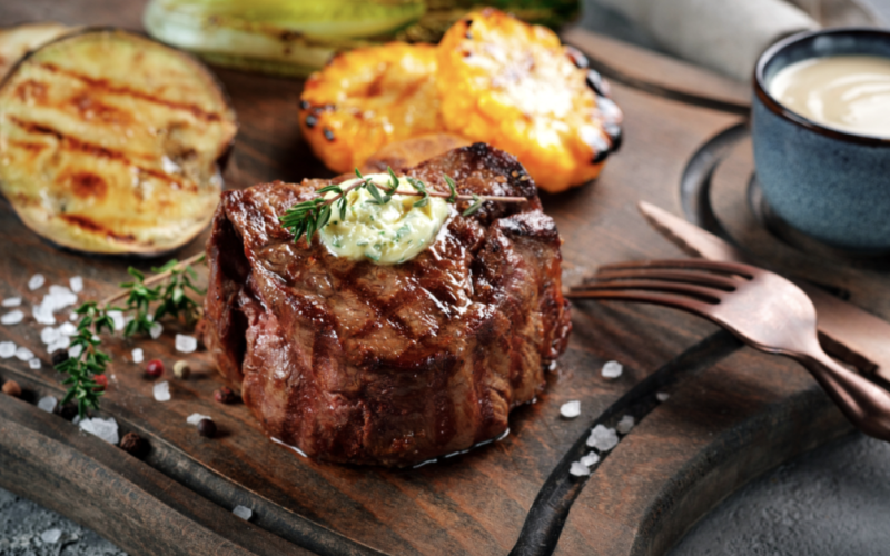Global Steak Guide: Cow vs Buffalo Meat, Famous Chef Techniques & Easy 5-Star Home Recipe
