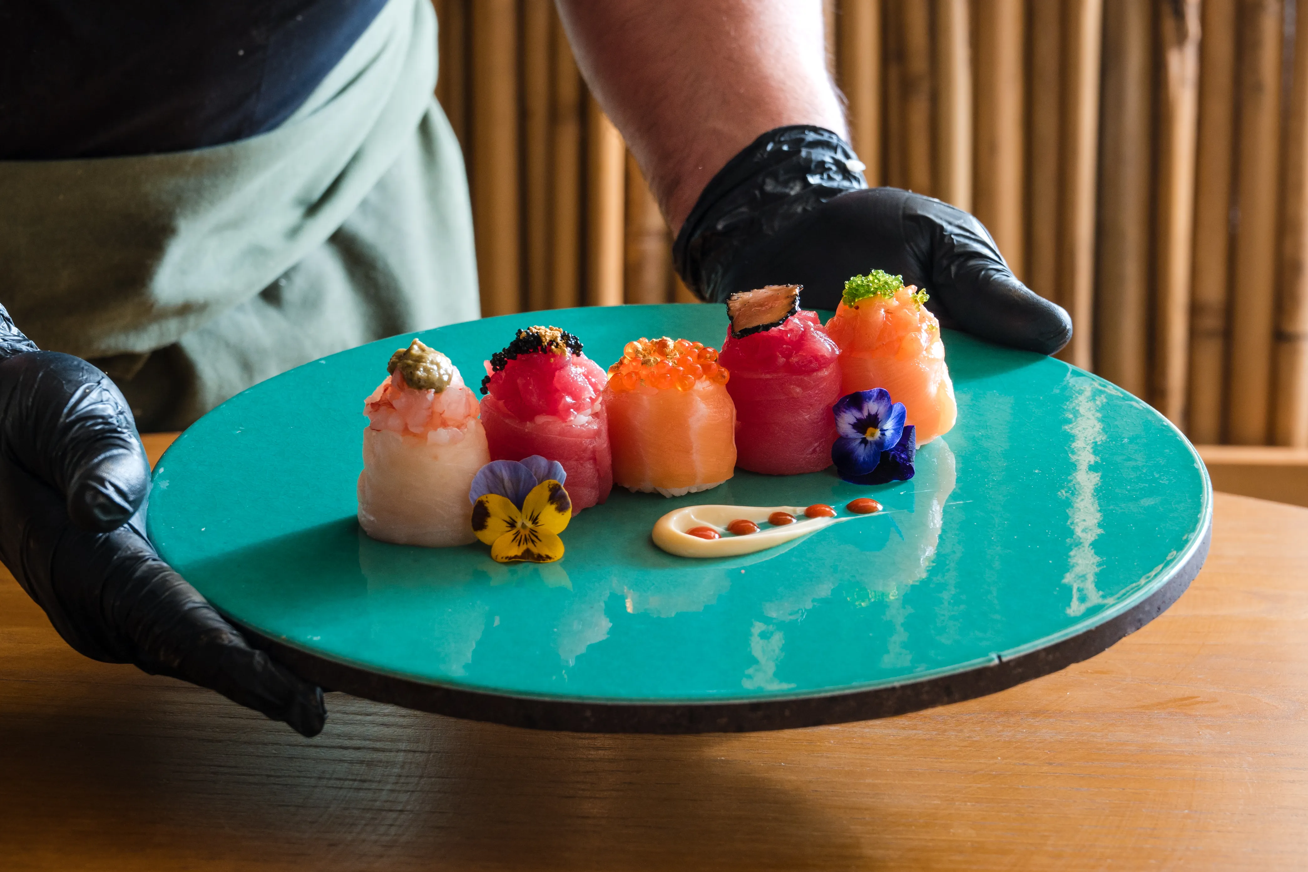 Omakase Dinning Sushi Serve