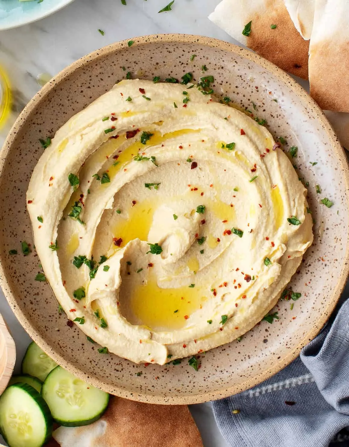 Classic tahini hummus