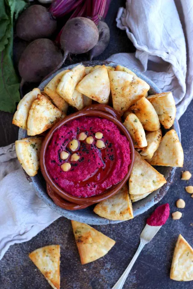 Beetroot hummus