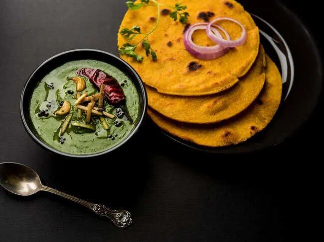 Sarsoo Ka Saag