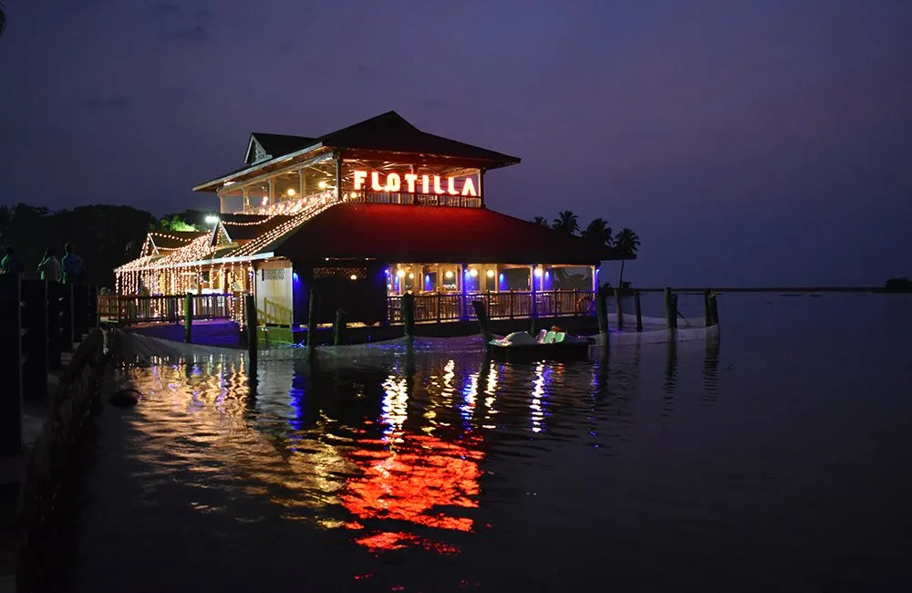 floating reataurant