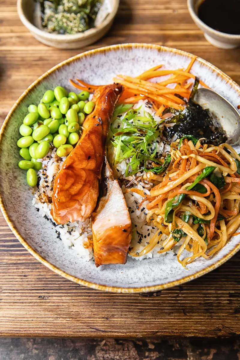 triyaki salmon rice bowl